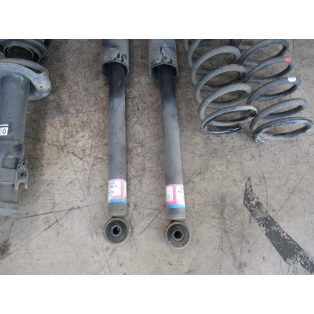 タント DBA-L375S ショックサス1台分セット : 株式会社萩尾商会 タント DBA-L375S ショックサス1台分セット : 株式会社萩尾商会