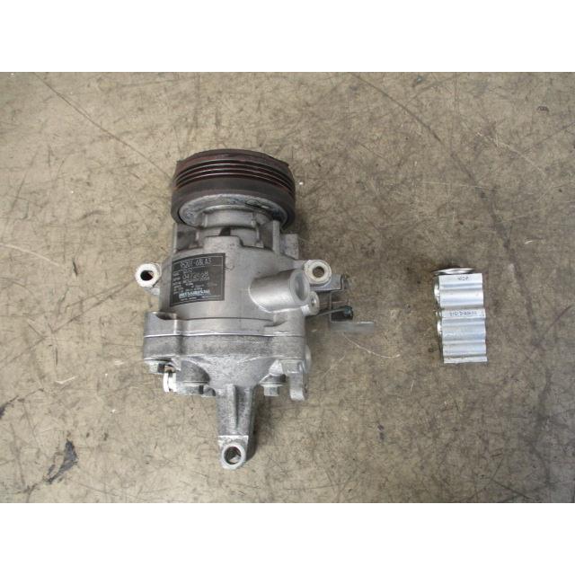 スズキ純正DBA-ZC72S スイフト　エアコンコンプレッサー中古品です。 スイフト DBA-ZC72S エアコンコンプレッサー : 株式会社萩尾商会