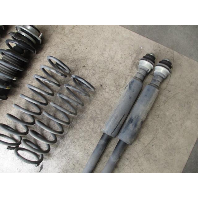 タント DBA-L375S ショックサス1台分セット : 株式会社萩尾商会 タント DBA-L375S ショックサス1台分セット : 株式会社萩尾商会