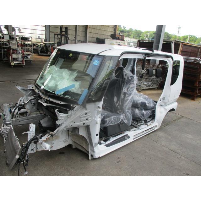 タントカスタム部品取り車 タント R2年9月 タントカスタム 6BA-LA650S フレーム 部品取り等に