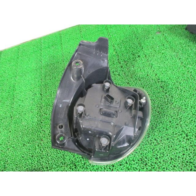 CAST（ダイハツ） キャスト DBA-LA250S 左テールランプ : 株式会社萩尾