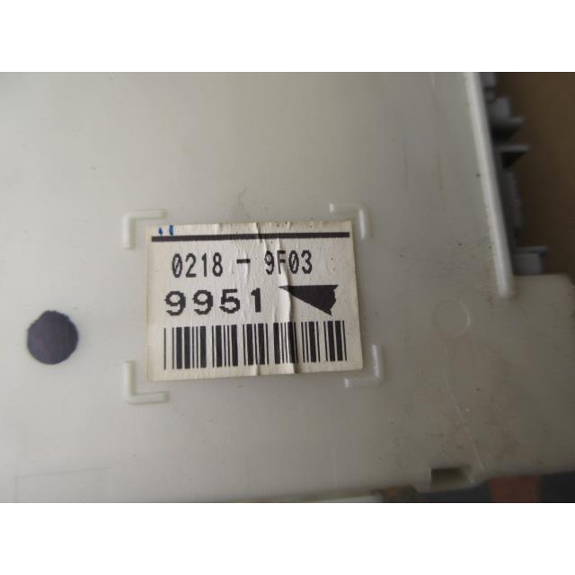 ヴェルファイア DBA-ANH20W ジャンクションBOX : 株式会社萩尾商会 