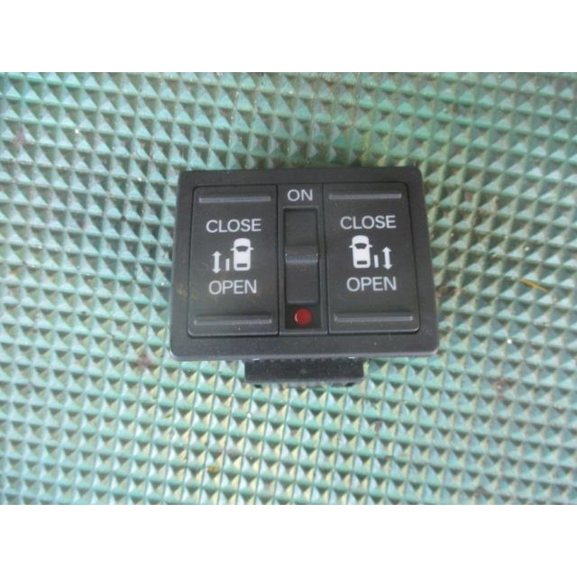 N-BOX N−BOX DBA-JF3 左右パワースライドドアスイッチ : 株式会社