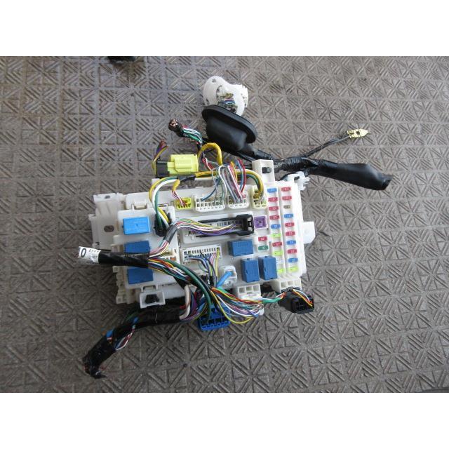 ワゴンR ワゴンR DBA-MH34S ジャンクションBOX : 株式会社萩尾 ワゴンR ワゴンR DBA-MH34S ジャンクションBOX : 株式会社萩尾