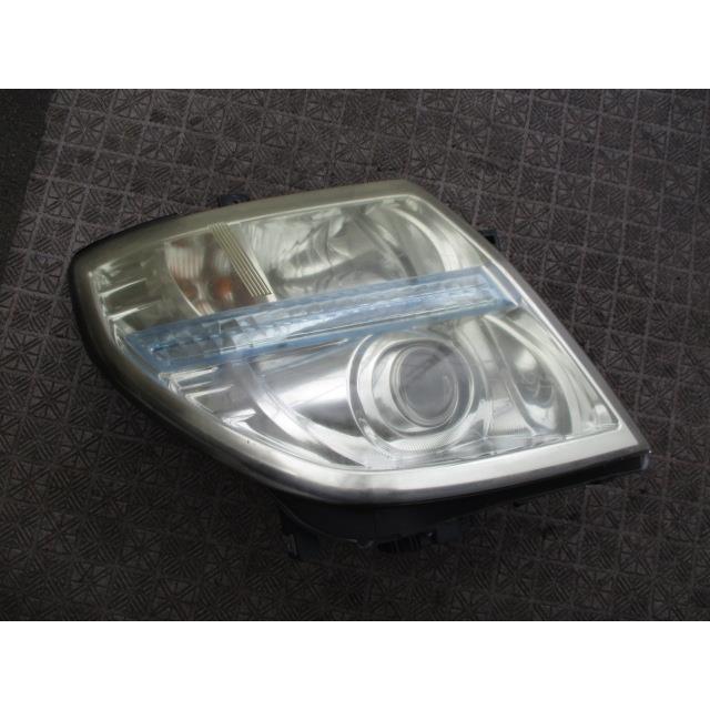 エルグランド CBA-E51 右ヘッドランプASSY