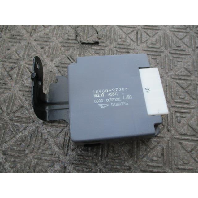 ムーヴ GF-L900S ドアコントロールリレー 85980-97205 : 株式会社萩尾