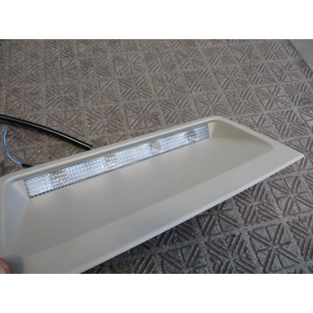 カローラアクシオ DBA-NZE141 ハイマウントストップランプ : 株式会社