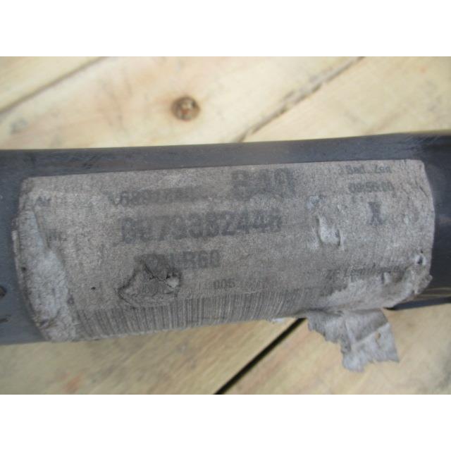 BMW ミニ DBA-ZC16 左Fストラットの画像