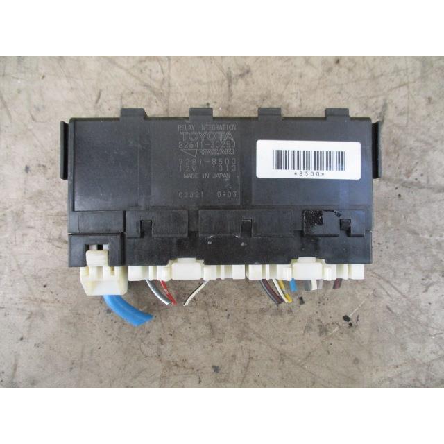 クラウン DBA-GRS182 インテグレーションリレー 82641-30250 : 株式