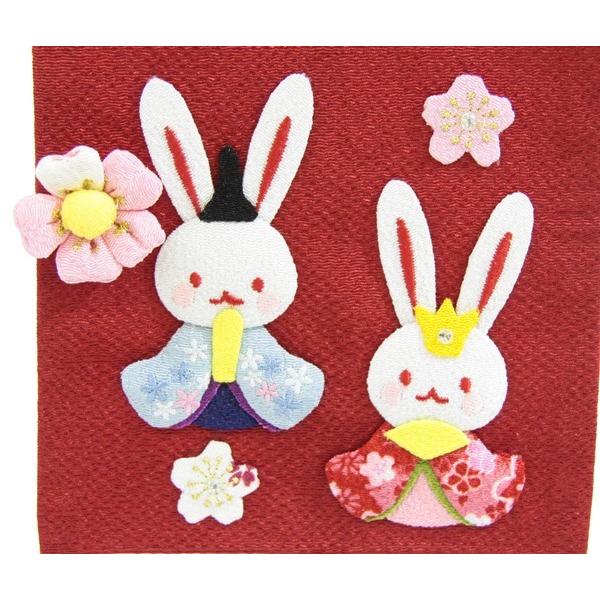 名前旗 押絵うさぎ雛 赤生地 白色刺繍文字 特中 スタンド付き 3-hu-m-wの画像