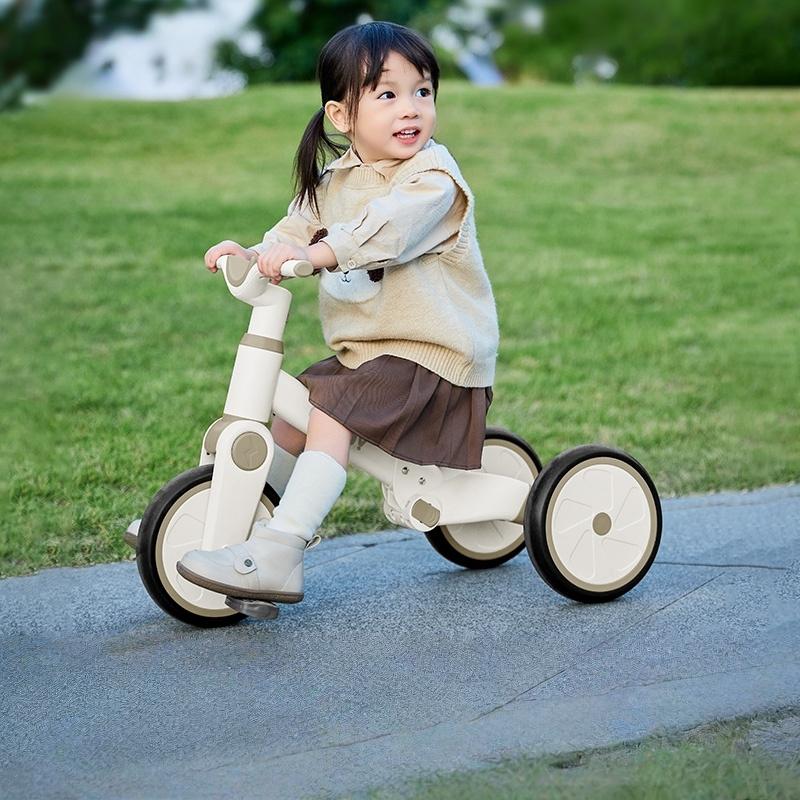 BTM 三輪車 手押し棒付き 4in1 btm 1歳2歳3歳 三輪自転車 子供