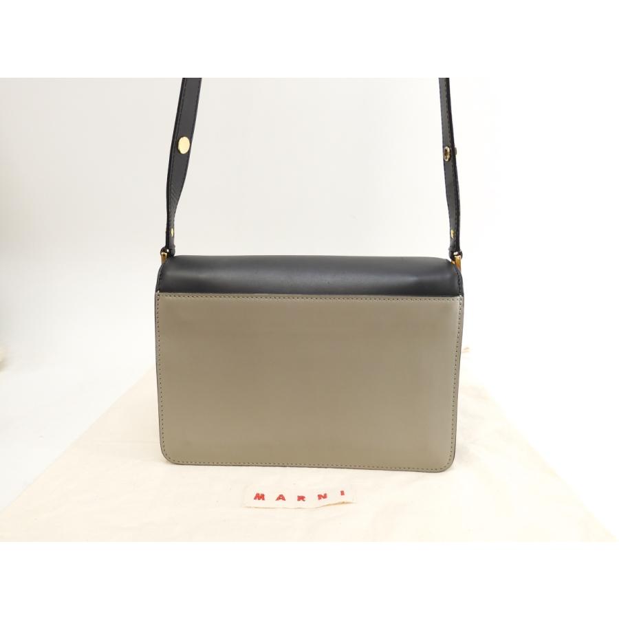 MARNI マルニ ポシェット Trunk レザー灰黒 斜め掛けショルダー MARNI マルニ ポシェット Trunk レザー灰黒 斜め掛けショルダー