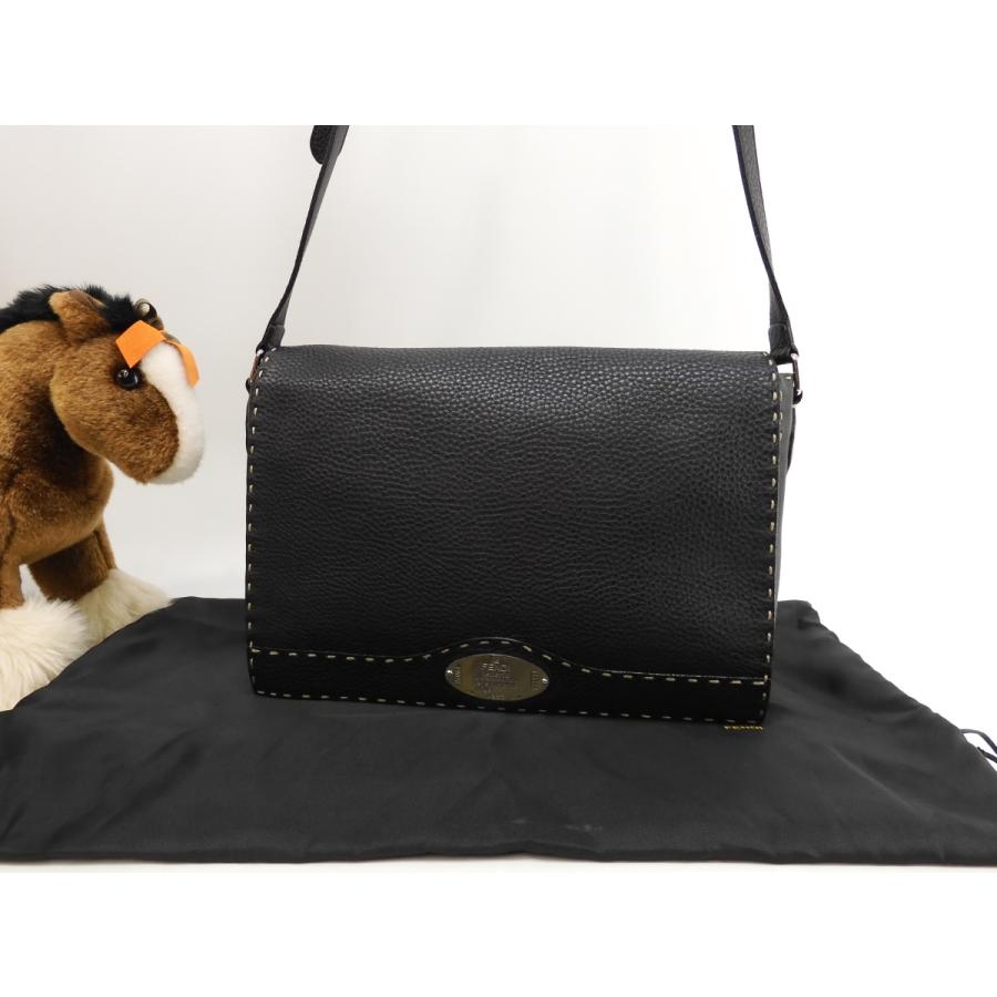 フェンディ ポシェット メンズファッション セレリアレザー 黒 バッグ クロスボディバッグ レア 美品 7 美
