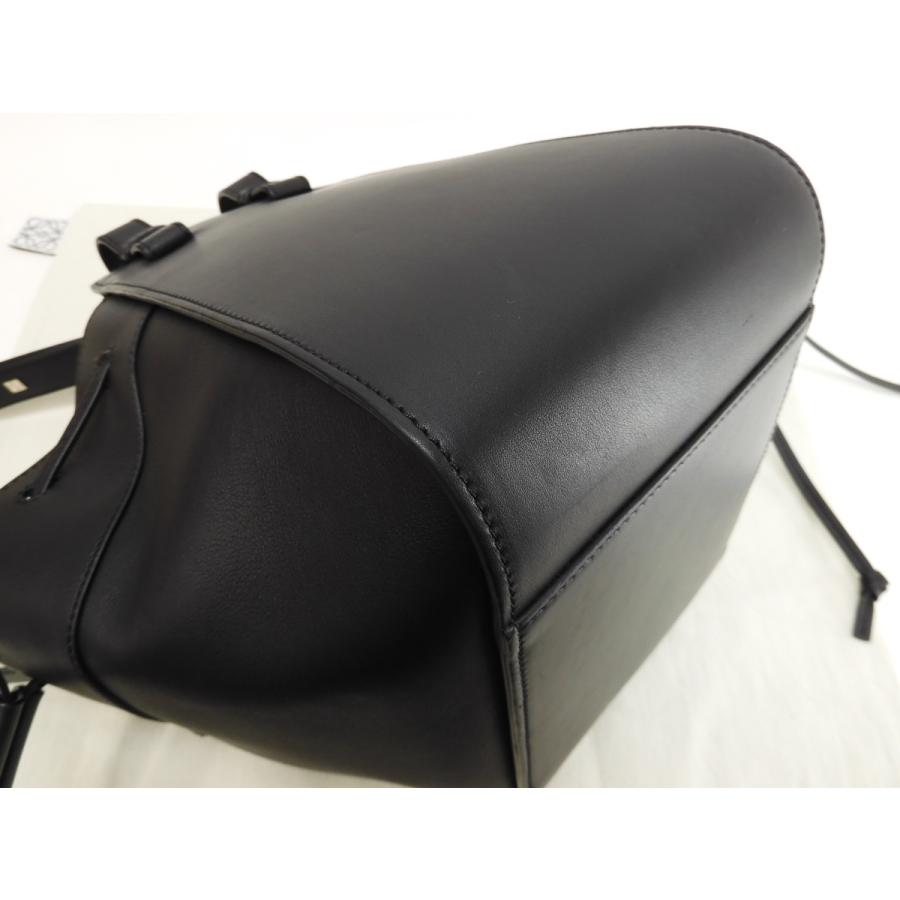 Hammock（LOEWE） ロエベ ハンモックスモール レザー 黒 ハンドバッグ