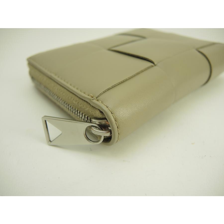CASSETTE（BOTTEGA VENETA） ボッテガヴェネタ 2折ジップカード札入
