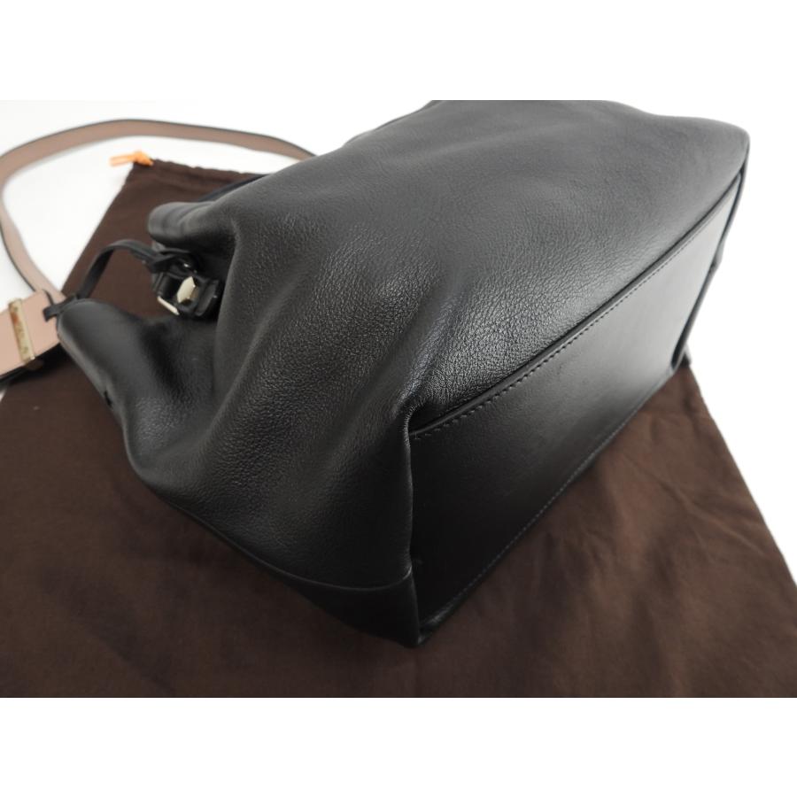 TOD'S（トッズ） ミニトートバッグ レザー黒 ショルダーストラップ付