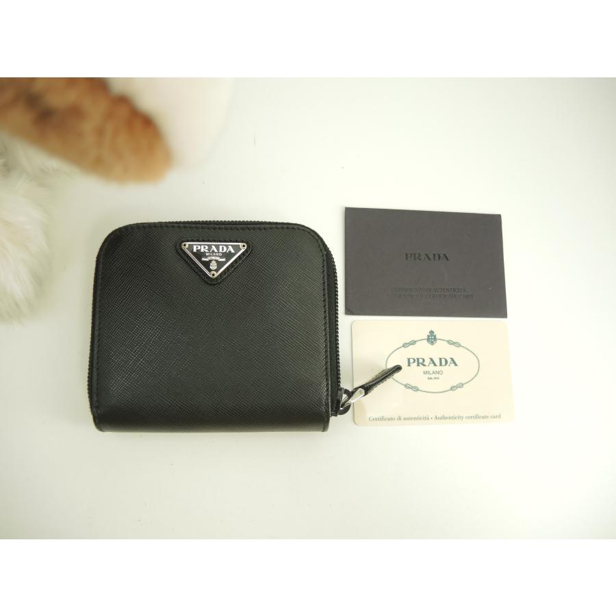 プラダ コンパクトウォレット サフィアーノ 黒 2折財布 コンパクト  