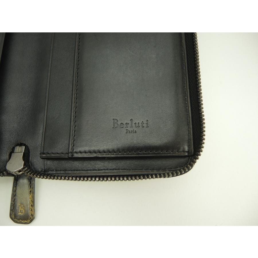 36現行品❗️　超美品の訳あり　BERLUTI イタウバ　カリグラフィー　長財布 Berluti（ベルルッティ） イタウバ カリグラフィー グリーン系 レザー