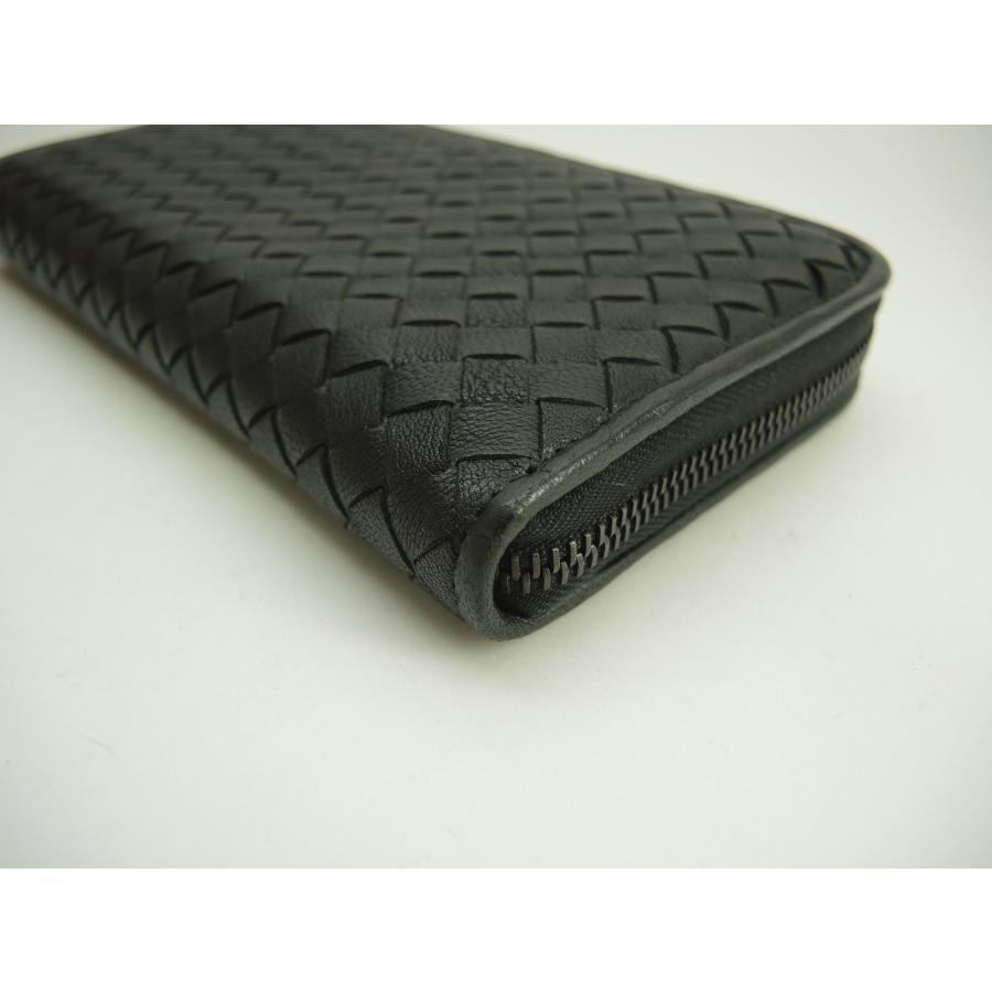 BOTTEGA VENETA（ボッテガ・ヴェネタ） ロングウォレット イントレ