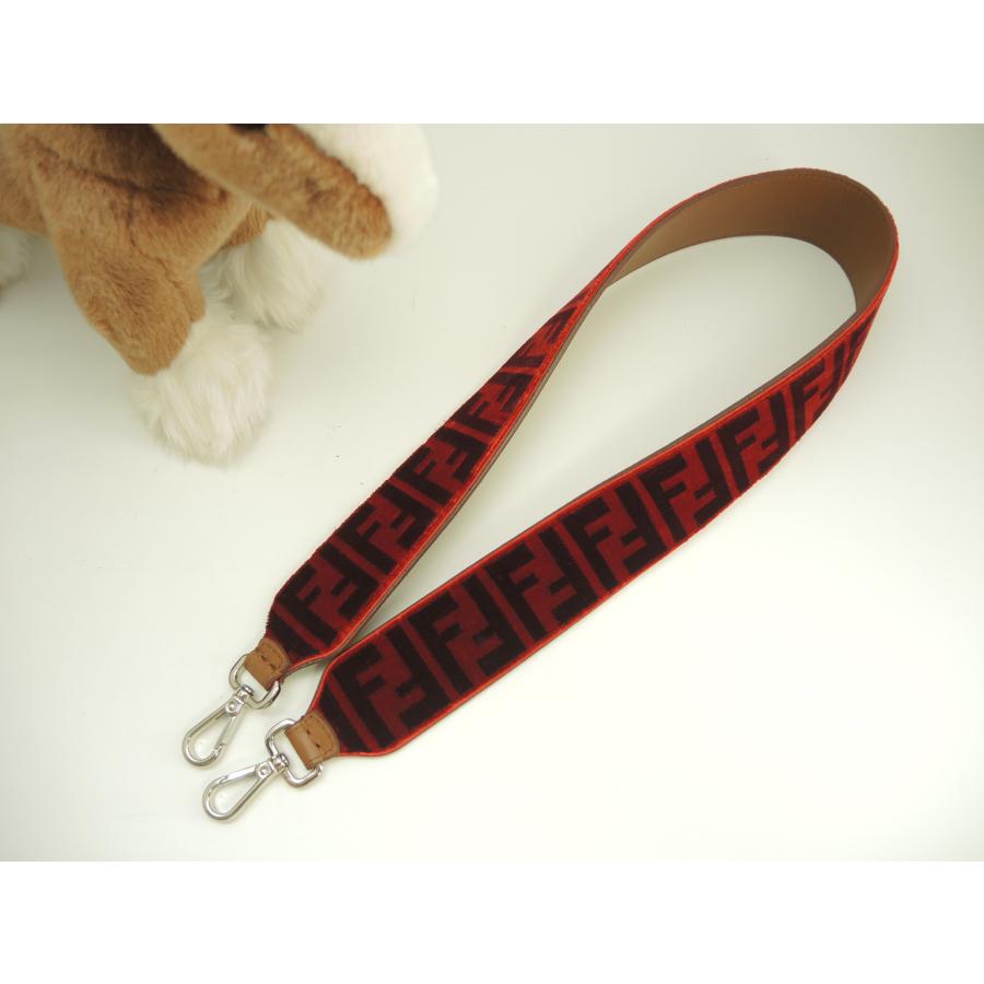 FENDI（フェンディ） ロングショルダーストラップ FFモチーフ ベロア赤