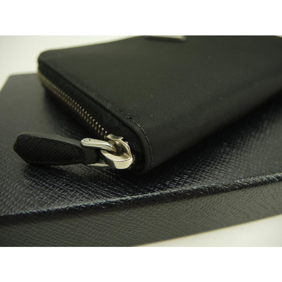 【激レア・美品】プラダ 長財布 デカロゴ サフィアーノレザー ラウンドジップ 黒 楽天市場】【未使用品】 プラダ 長財布 ジップアラウンド長財布