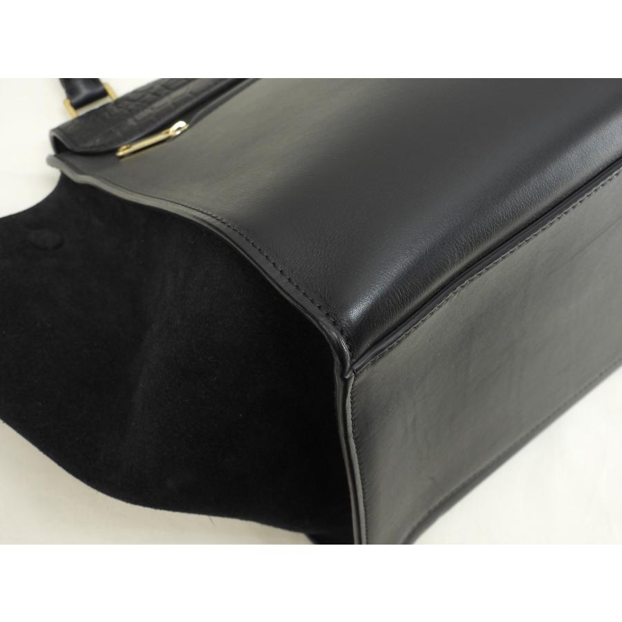 CELINE（セリーヌ） トラペーズGM クロコ型押レザー 黒 ハンドバッグ 