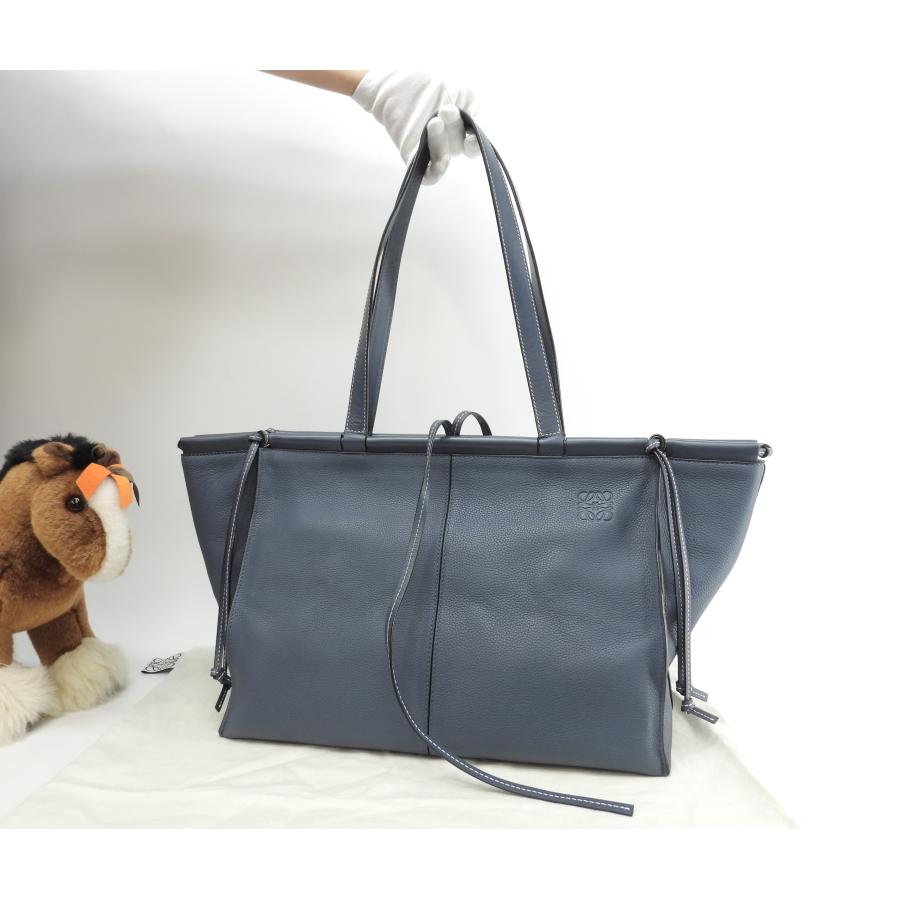 Cushion tote（LOEWE） ロエベ クショントートバッグ ミディアム  