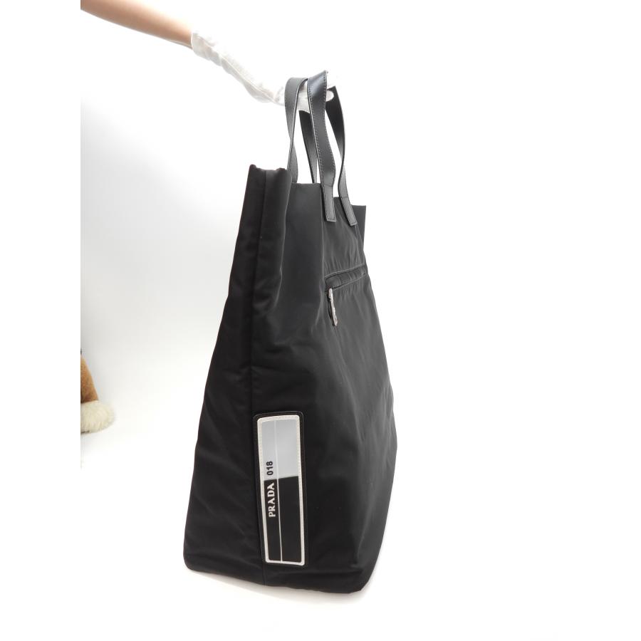 PRADA（プラダ） トートバッグ メンズ ナイロン黒 縦長ハンドバッグ 極