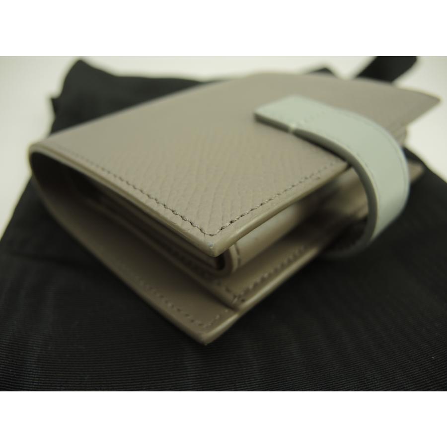 CELINE（セリーヌ） スモールストラップウォレット エッセンシャル