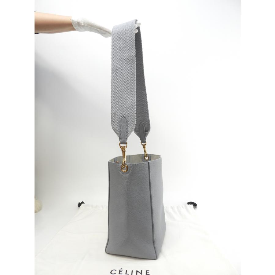 CELINE（セリーヌ） ソーサングルバケット スモール レザー薄青