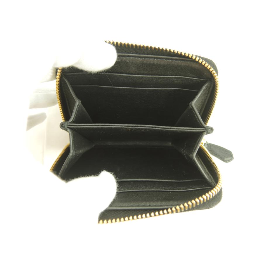 【極美品】PRADA プラダ　小銭入れ　ケース　黒　ゴールド　正規品 PRADA（プラダ） コインケース 縦縞レザー黒 ゴールド金具 ジップ小銭