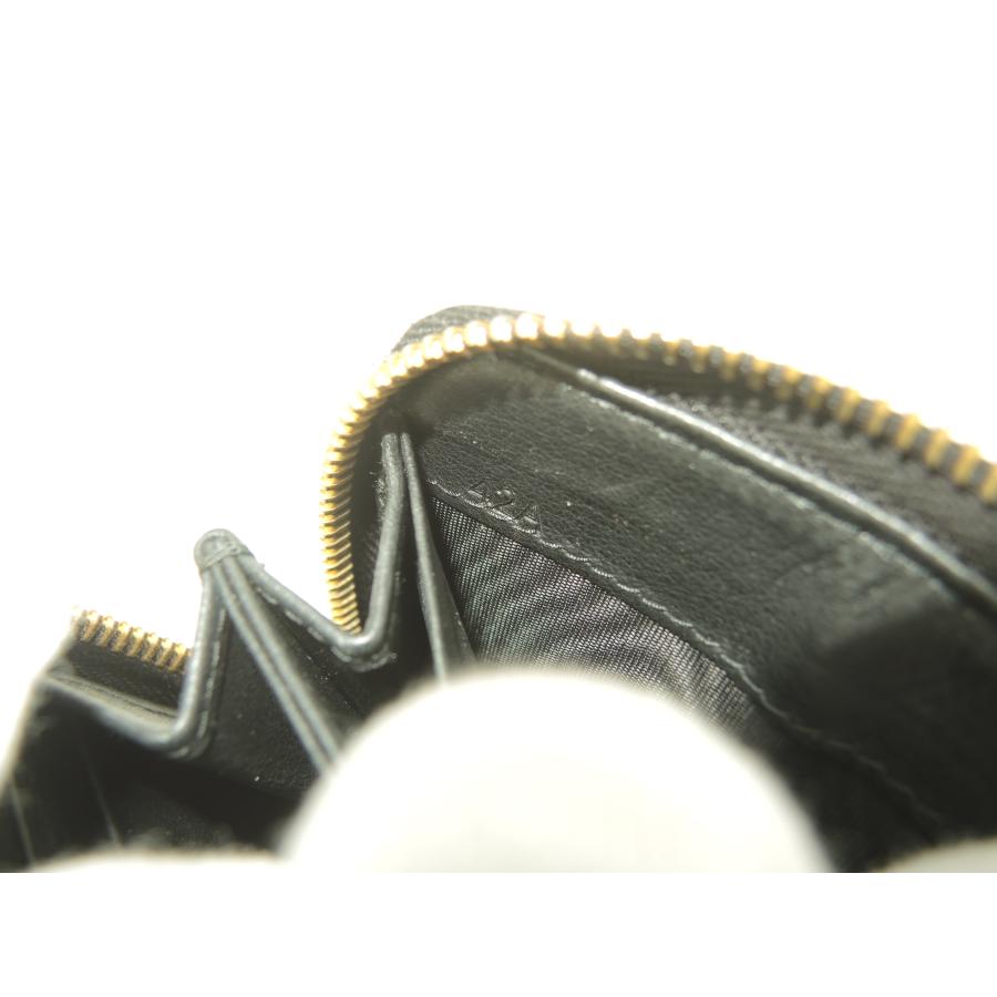 PRADA（プラダ） コインケース 縦縞レザー黒 ゴールド金具 ジップ小銭