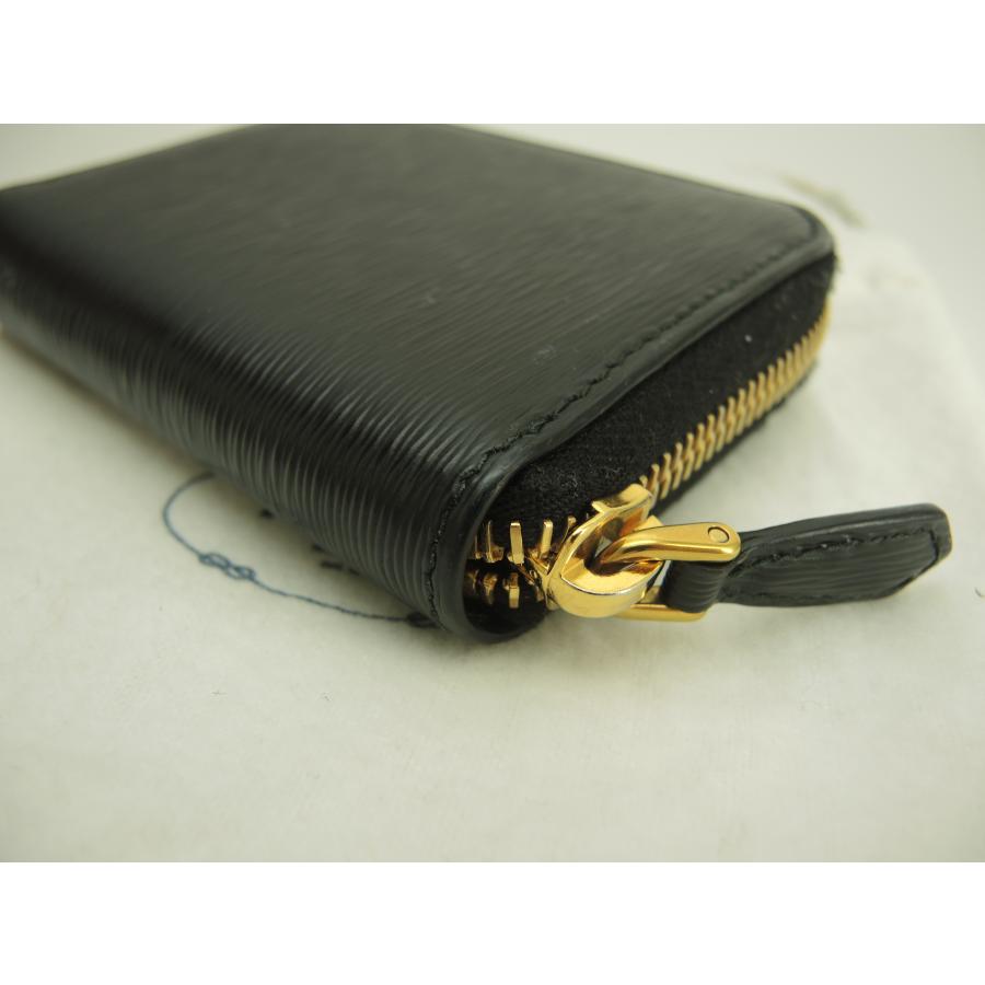 PRADA（プラダ） コインケース 縦縞レザー黒 ゴールド金具 ジップ小銭