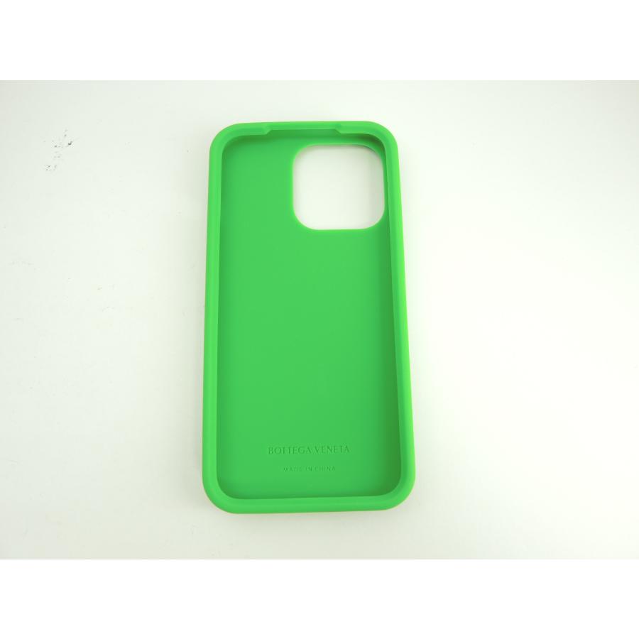 BOTTEGA VENETA（ボッテガ・ヴェネタ） iphone13Proケース 中