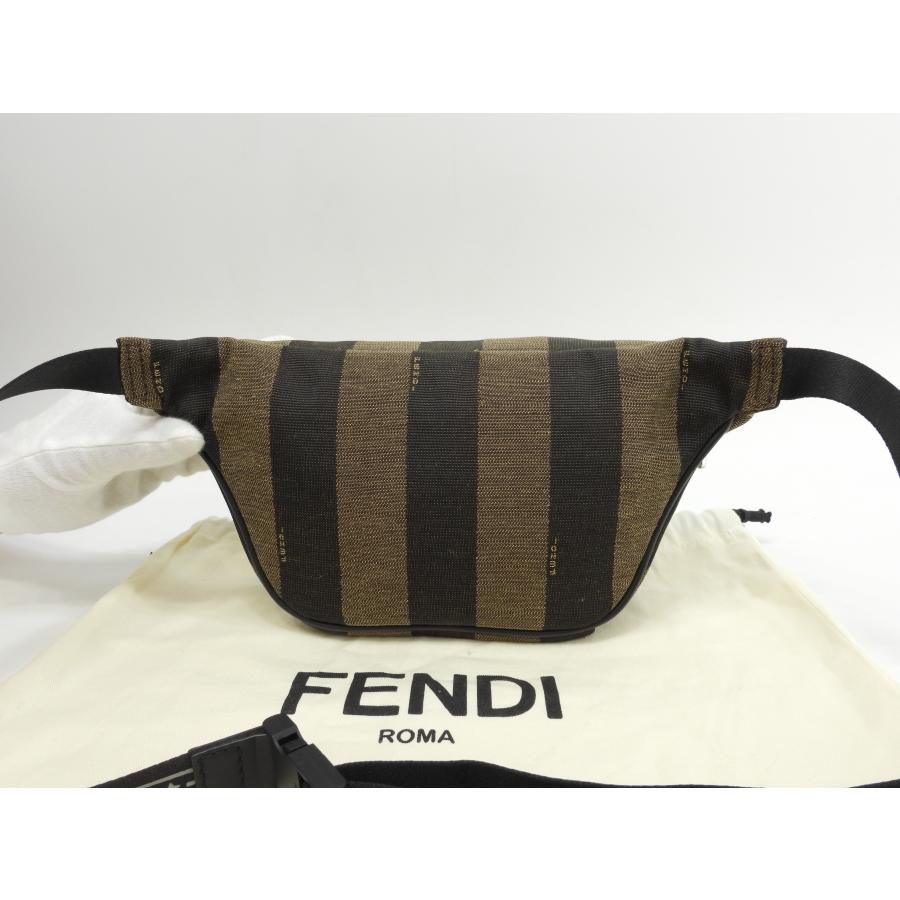 FENDI ボディバッグ 黒/グレー/黄色 FENDI（ボディーバッグ）のフリマアイテム一覧