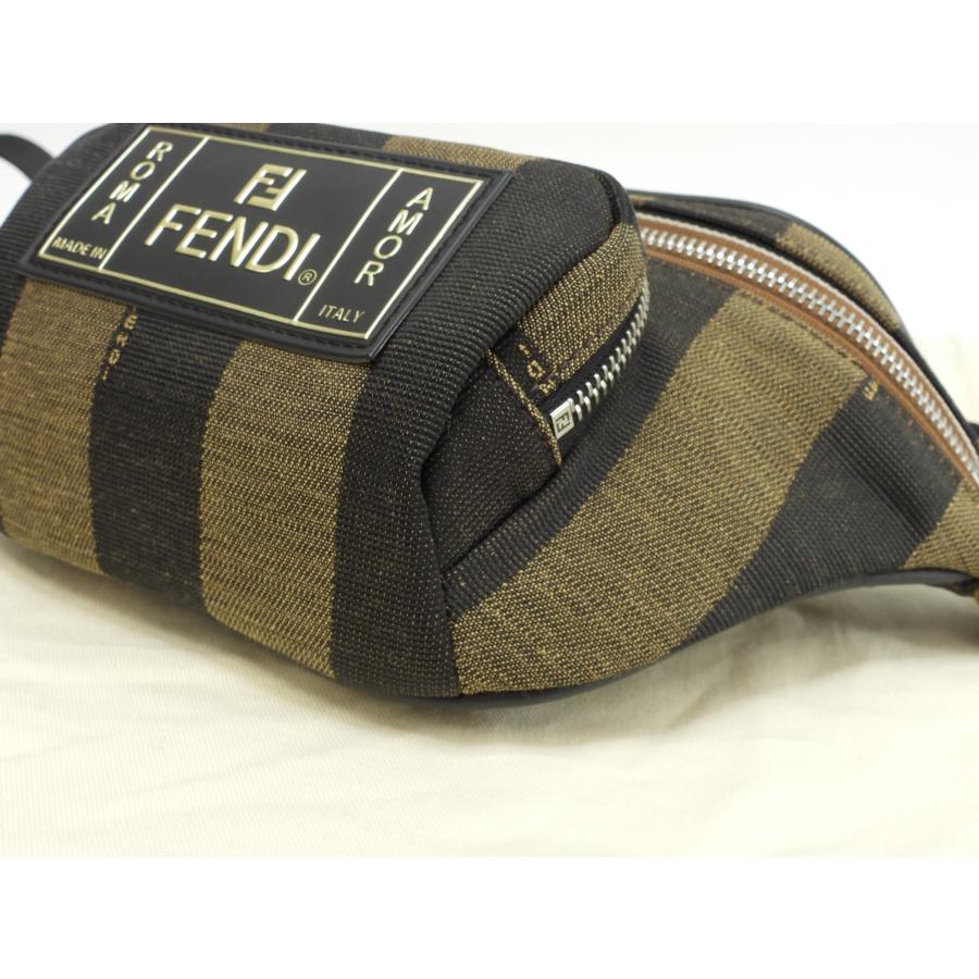 FENDI（フェンディ） ボディバッグ小 ペカン ナイロン黒黄 ウエスト