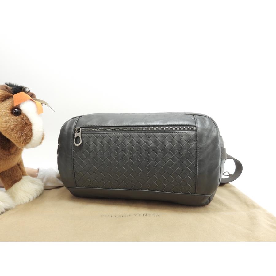 【美品】ボッテガヴェネタ イントレチャート ウエストバッグ ボディバッグ BOTTEGA VENETA（ボッテガ・ヴェネタ） ボディバッグ大 イントレ