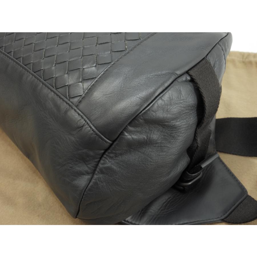 BOTTEGA VENETA（ボッテガ・ヴェネタ） ボディバッグ大 イントレ