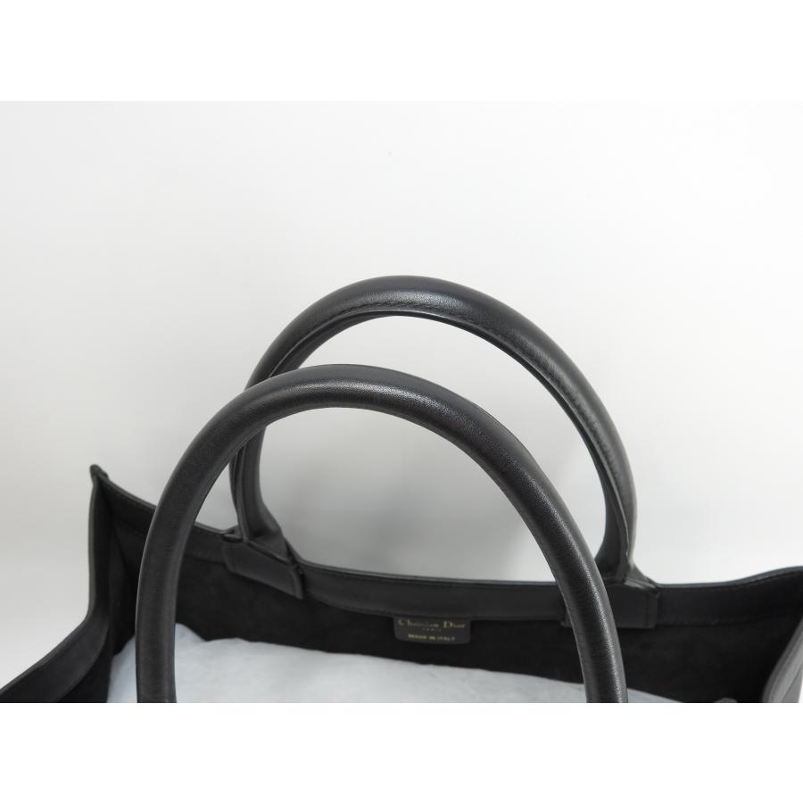Dior Book Tote クリスチャンディオール ブックトート ミディアム