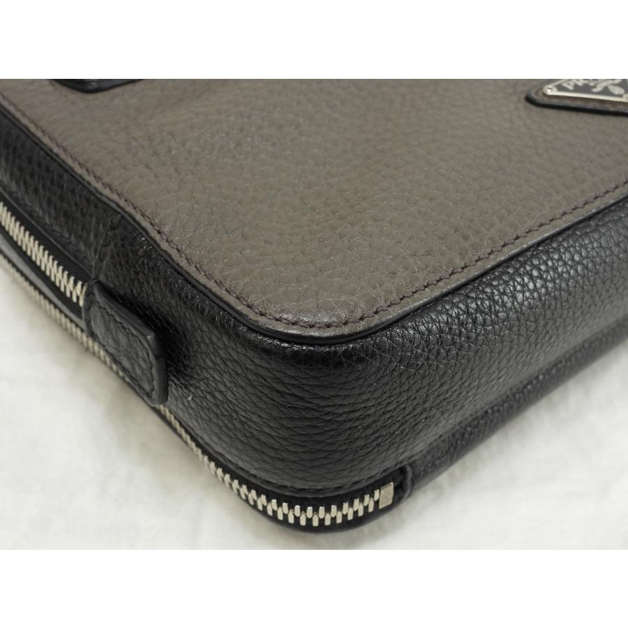 PRADA（プラダ） セカンドバッグ レザー 灰黒 クラッチウォレット
