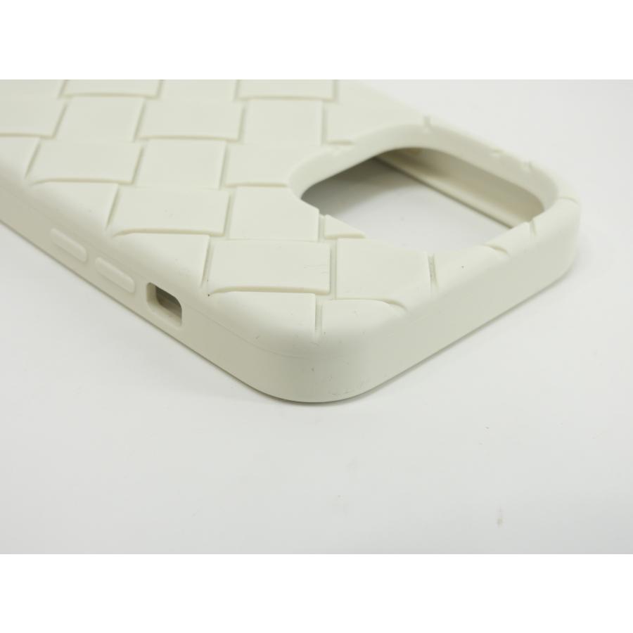 BOTTEGA VENETA（ボッテガ・ヴェネタ） s付iphone14Proケース 中