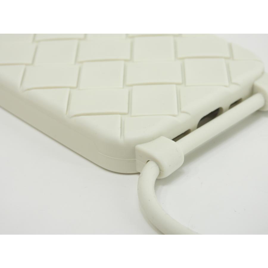 BOTTEGA VENETA（ボッテガ・ヴェネタ） s付iphone14Proケース 中