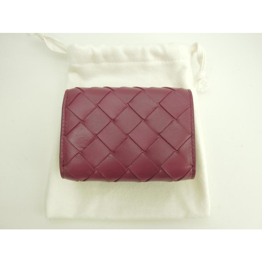 BOTTEGA VENETA（ボッテガ・ヴェネタ） ミニウォレット 中イントレ