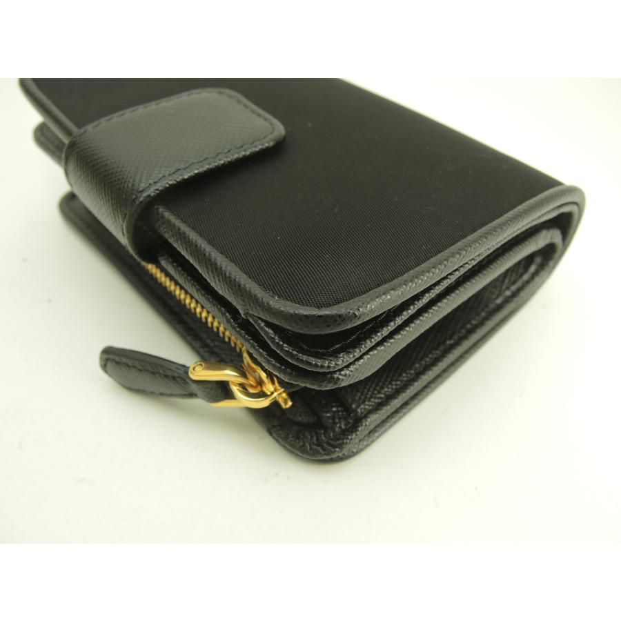 Y【新品未使用】プラダ サフィアーノ コンパクトウォレット 三角プレート PRADA（プラダ） コンパクトウォレット 三角プレート テスート