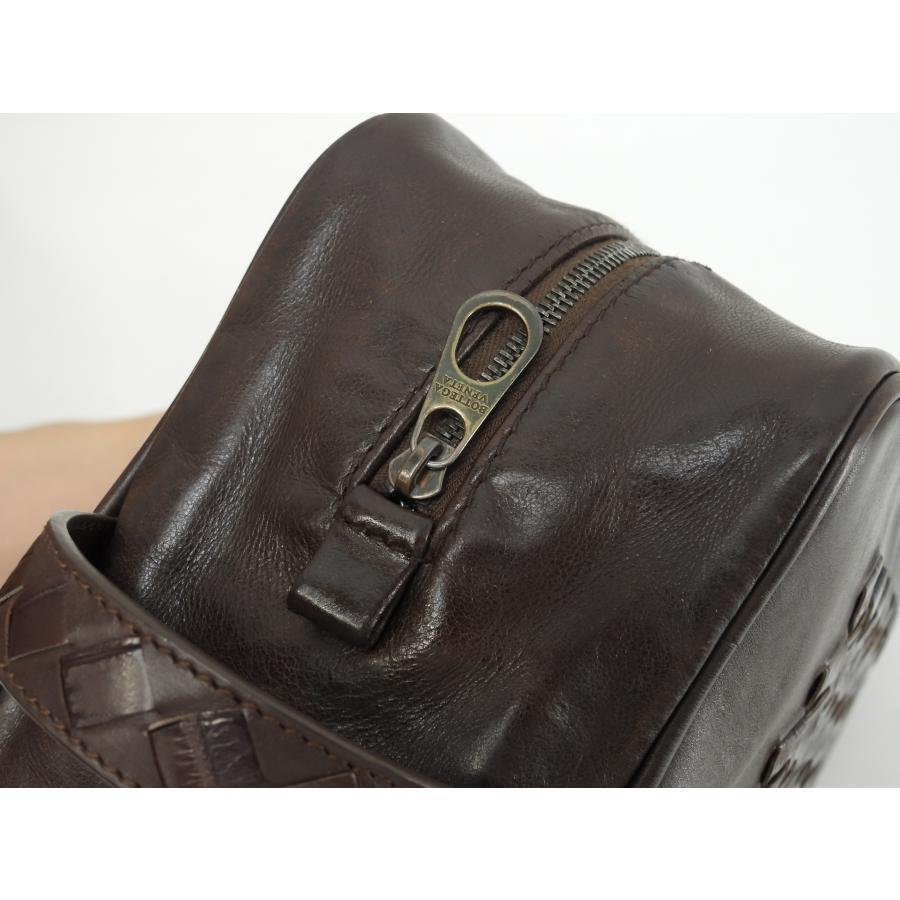 BOTTEGA VENETA（ボッテガ・ヴェネタ） クラッチバッグ イントレ