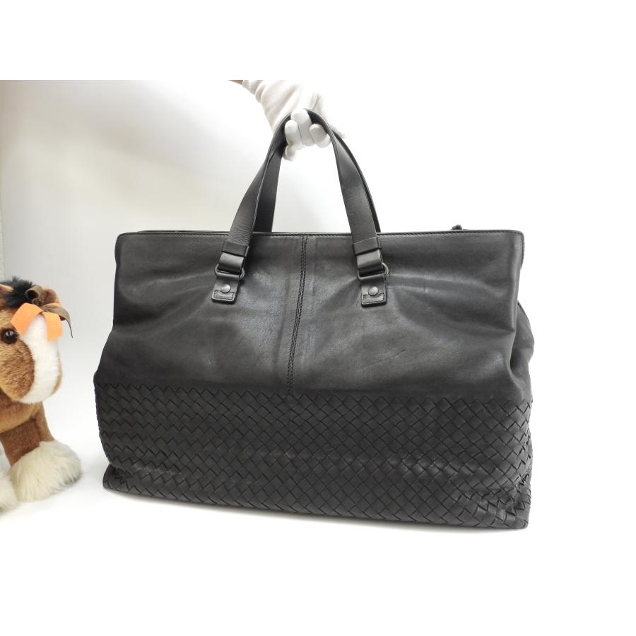 美品　ボッテガヴェネタ　トートバッグ　肩掛け　イントレチャート　レザー　黒 BOTTEGA VENETA（ボッテガ・ヴェネタ） トートバッグ大 イントレ
