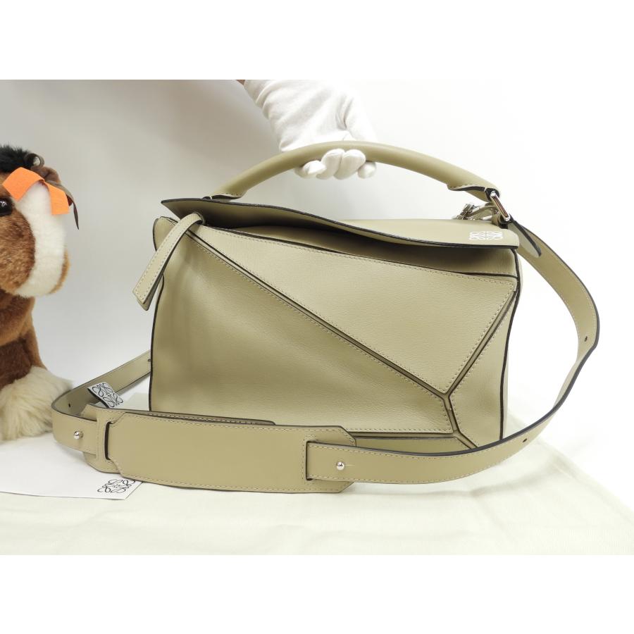 Puzzle（LOEWE） ロエベ パズルバッグ ミディアム レザー