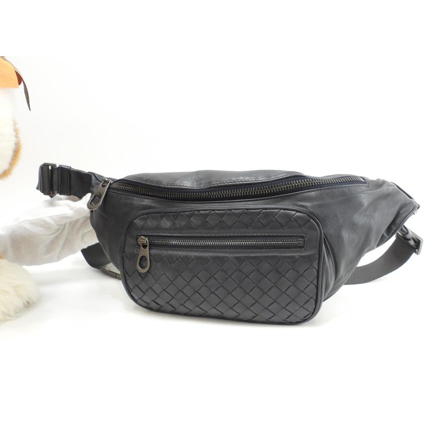 BOTTEGA VENETA（ボッテガ・ヴェネタ） ボディバッグ小 イントレ