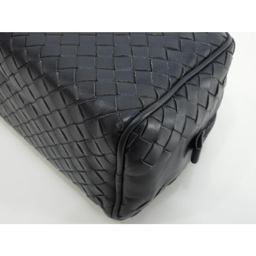BOTTEGA VENETA（ボッテガ・ヴェネタ） クラッチ イントレチャート