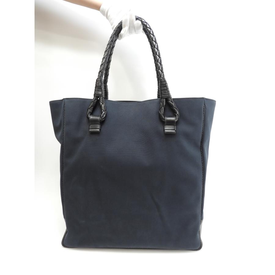 極美品Bottega Veneta イントレチャートトートバッグ ブラック大容量 BOTTEGA VENETA（ボッテガ・ヴェネタ） トートバッグ イントレチャート